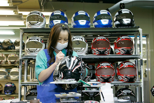 Shoei motosiklet kaskı fabrikası